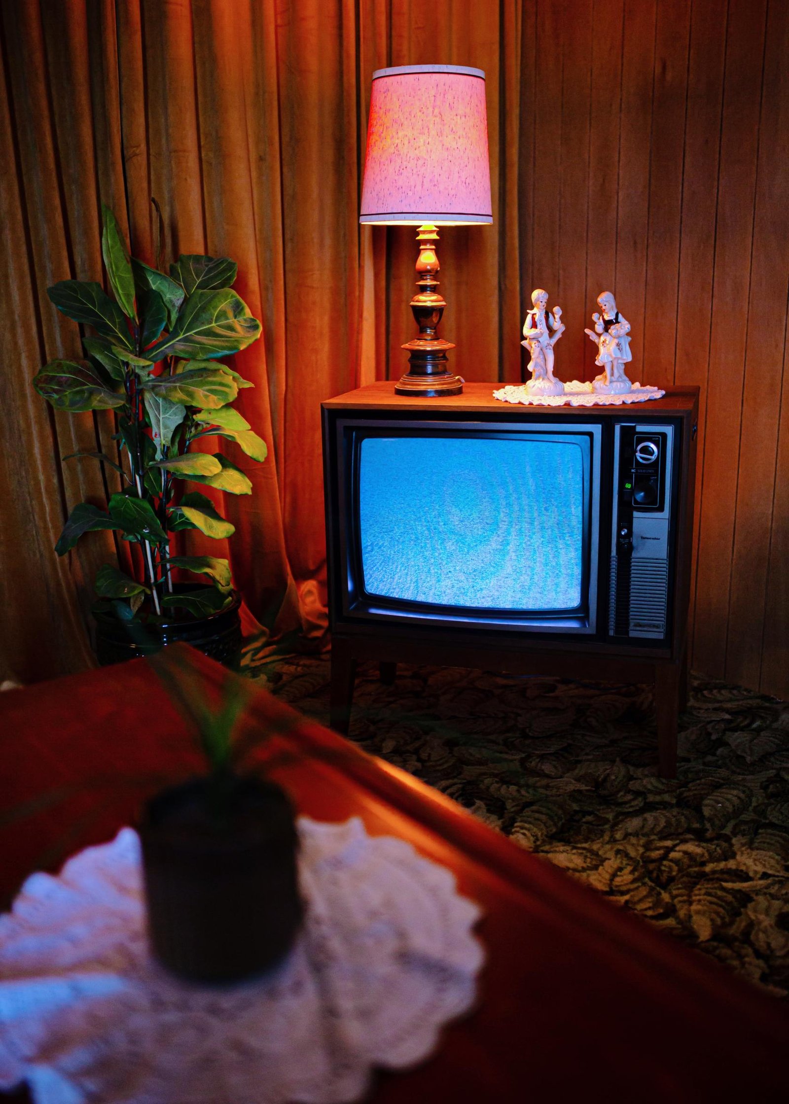Vintage Vibes / Full Studio at Brewers St. Studio photo 11