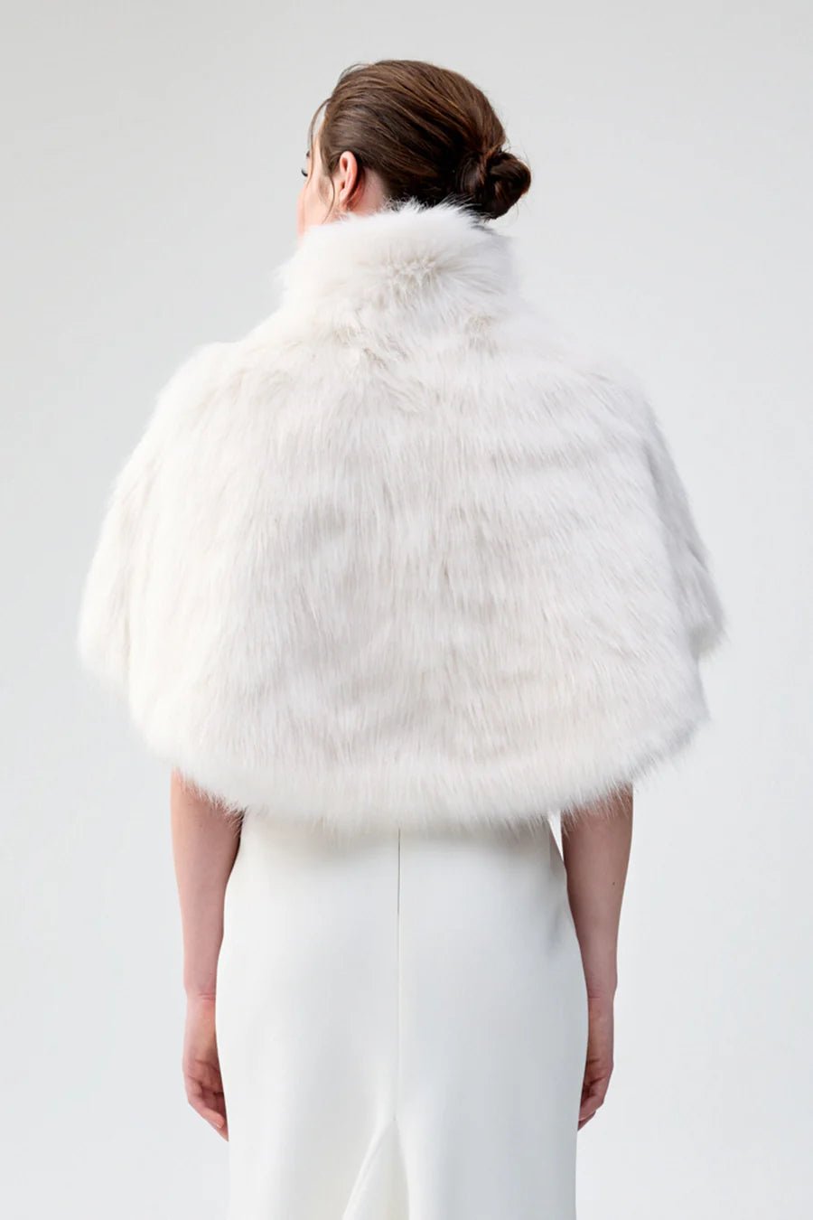 UNREAL FUR NORD CAPE - IVORY photo 3