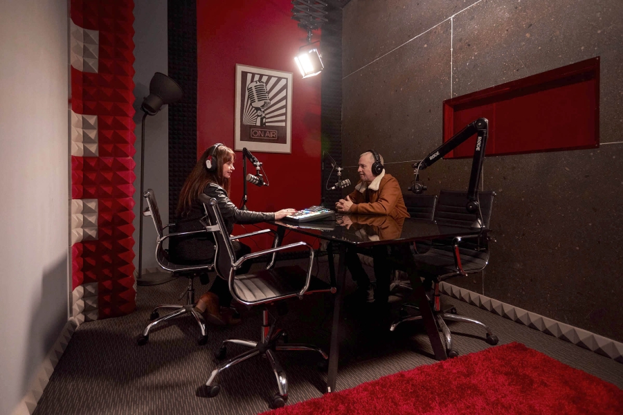 Podcast Studio - Red Noise photo 2
