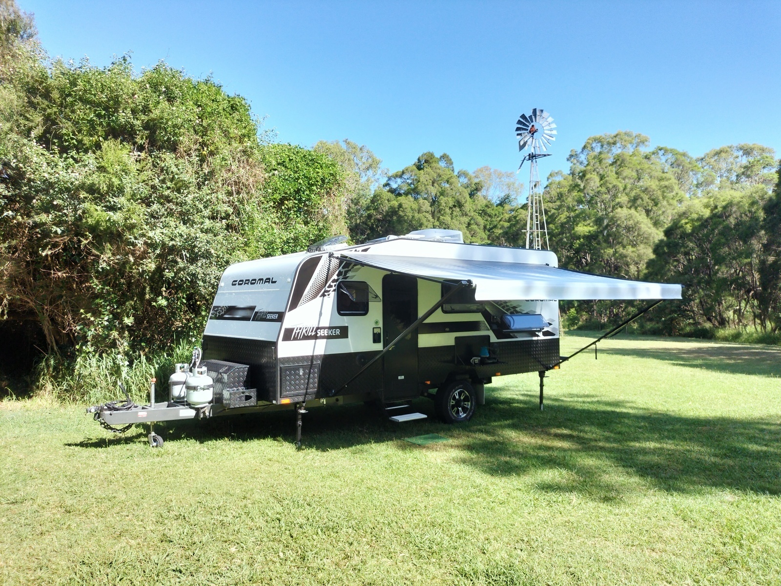 Thrill from the Hills - Light weight Family Caravan photo 2