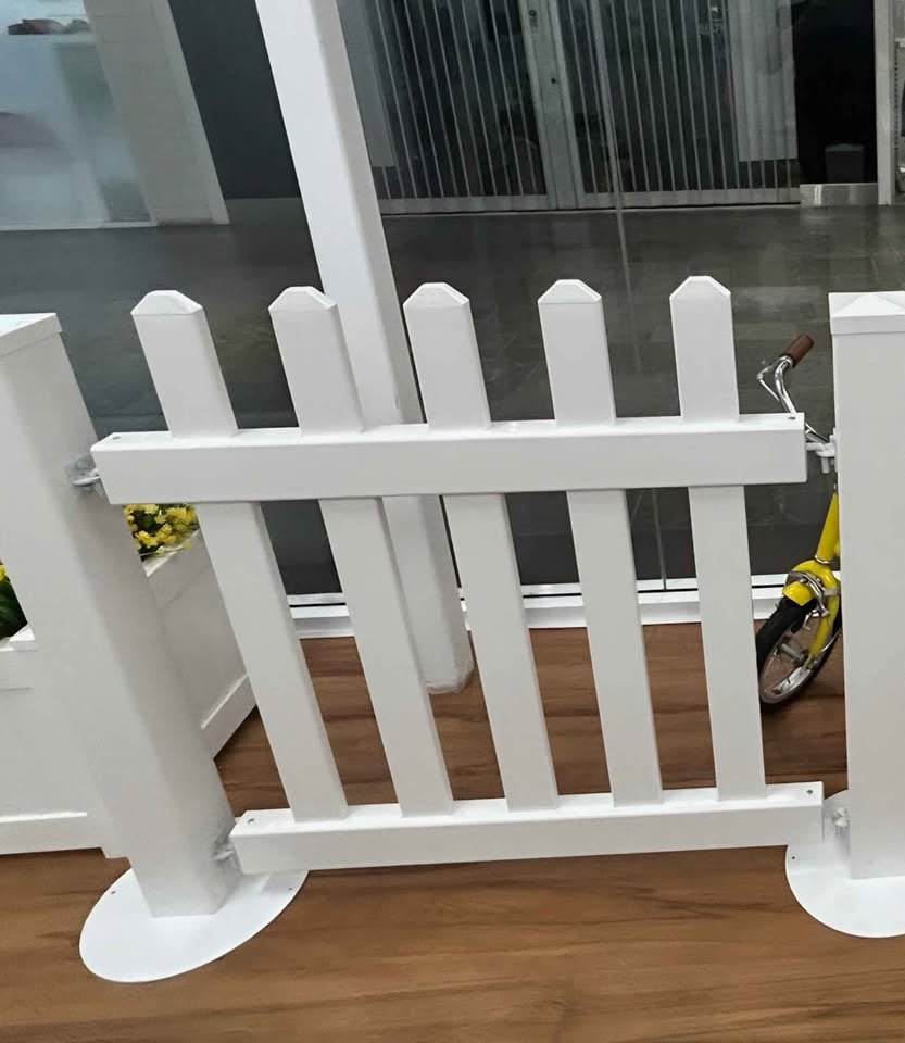 PVC Event Fences- Why rent when you can BUY & OWN for the same price - 2 x widths + Gates & Posts photo 3