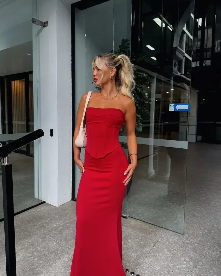 HNTR the label Louie Floor Length Gown in Wine Red Size 10 photo 6