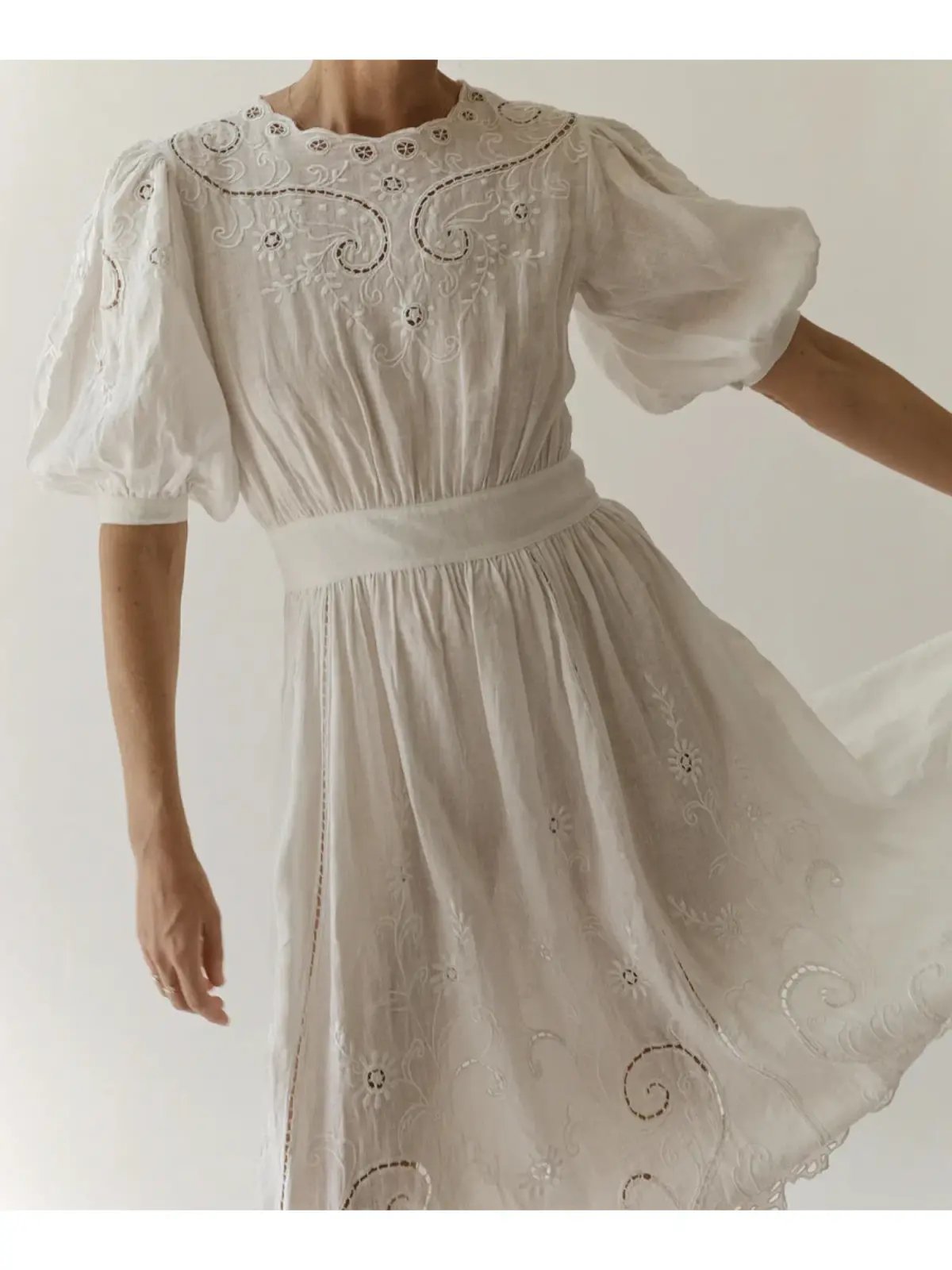 All That Remains Ines Dress in White Size AU 8 photo 3