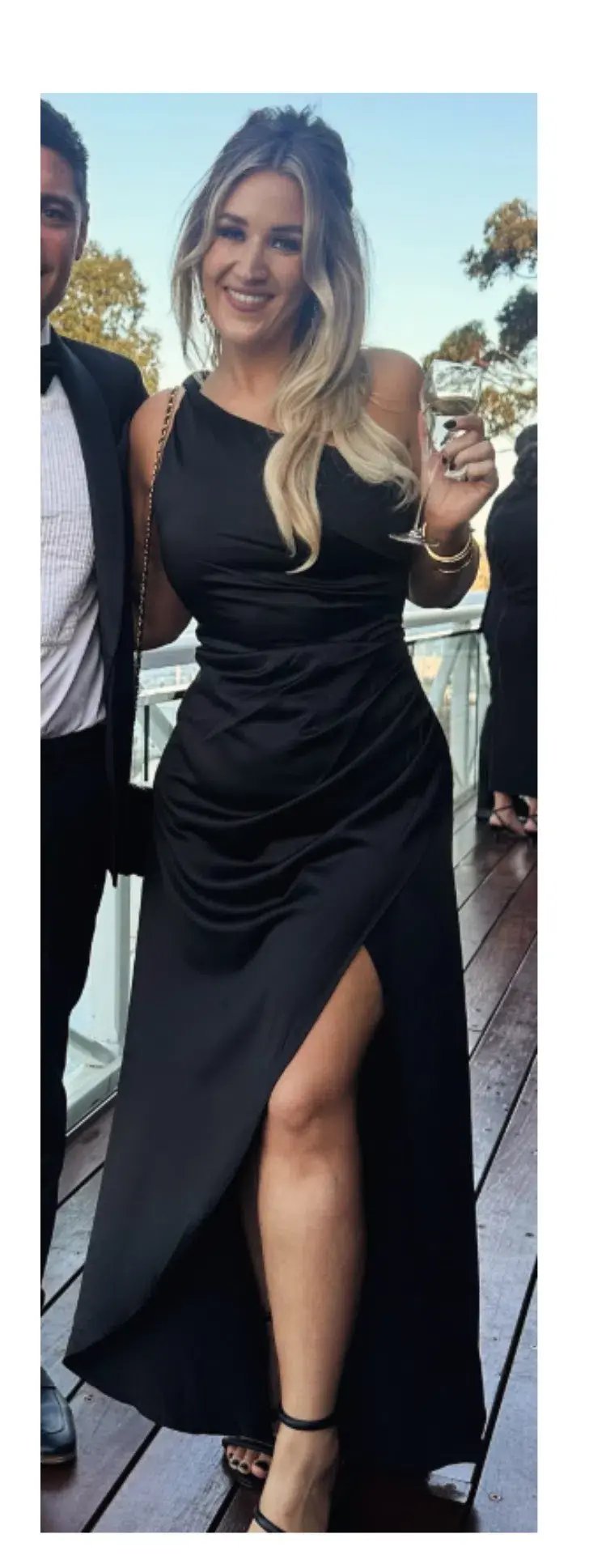 Elliatt Biarritz Gown Black Size 10/M photo 4