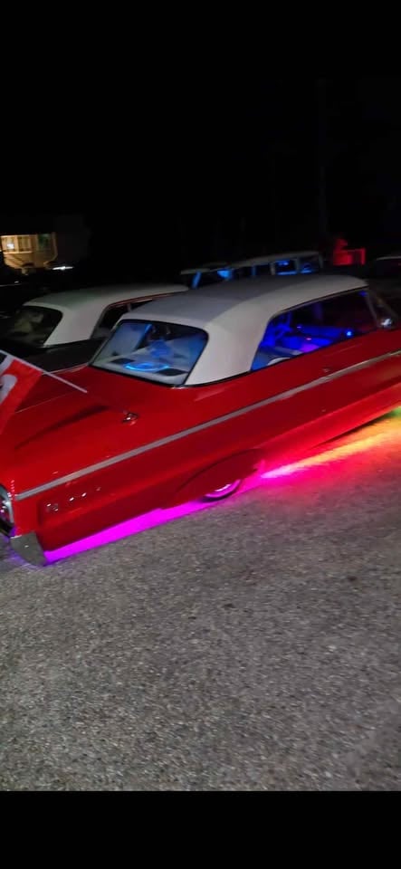 Formal Car Hire1964 Chevy Impala SS for Formals & Weddings photo 4