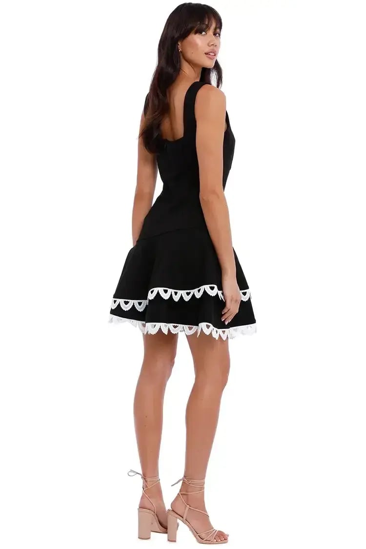 Elliatt Elevated Dress in Black Size 10 photo 5