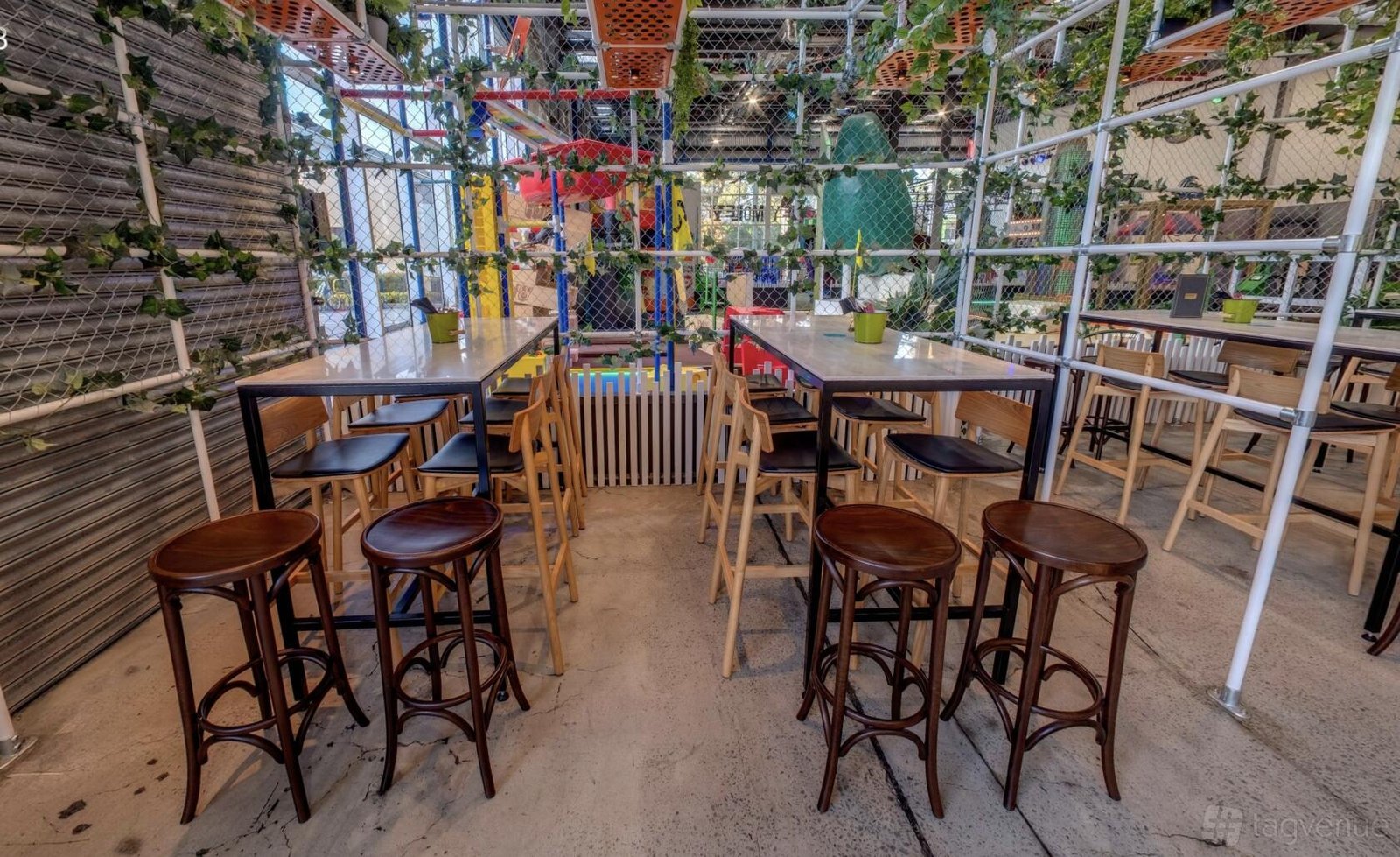 Entire Venue at Holey Moley Alexandria photo 3