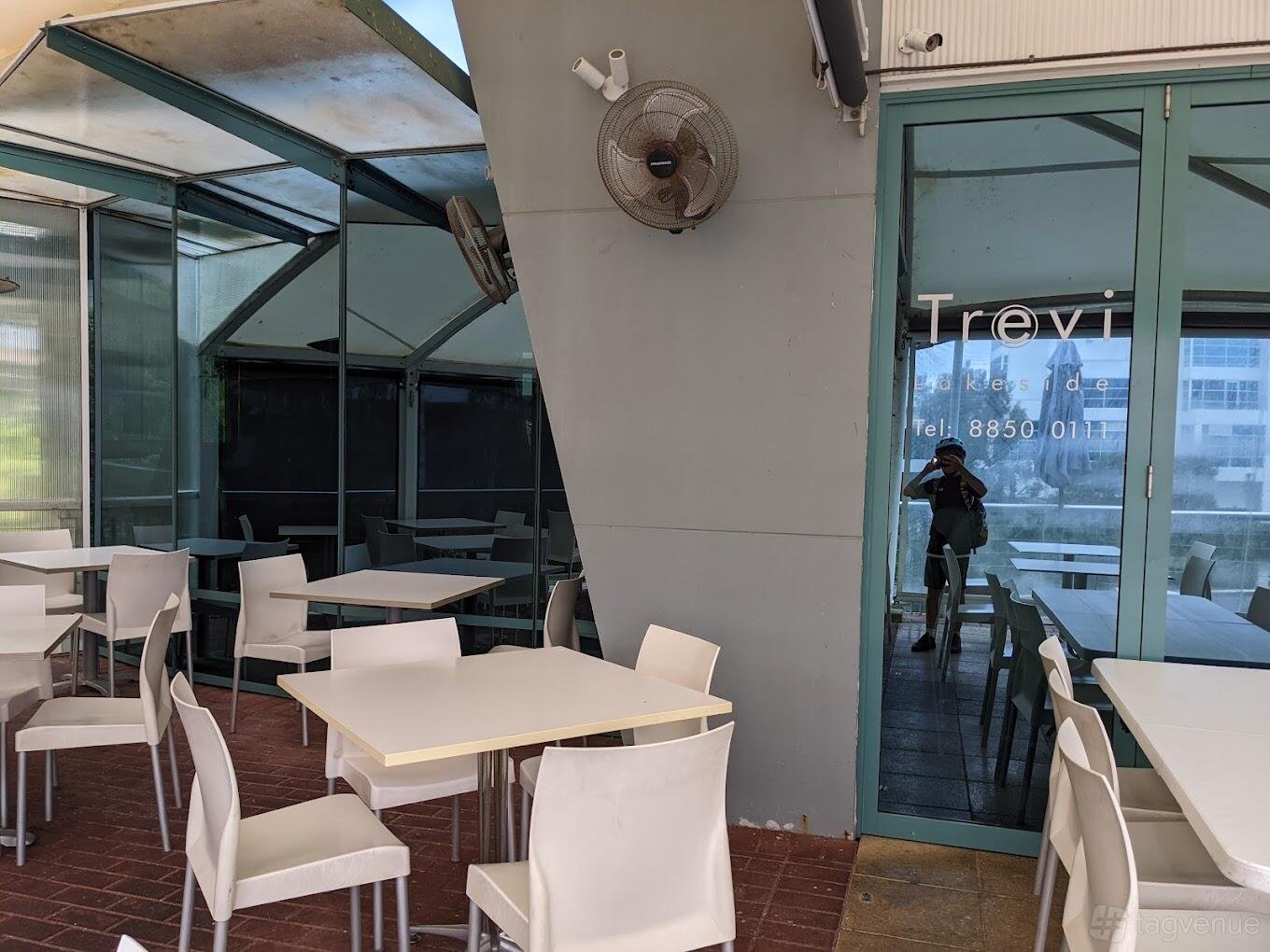 Entire Venue at Trevi Lakeside photo 12