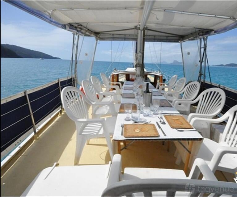 Entire Yacht at Sydney Sundancer photo 8