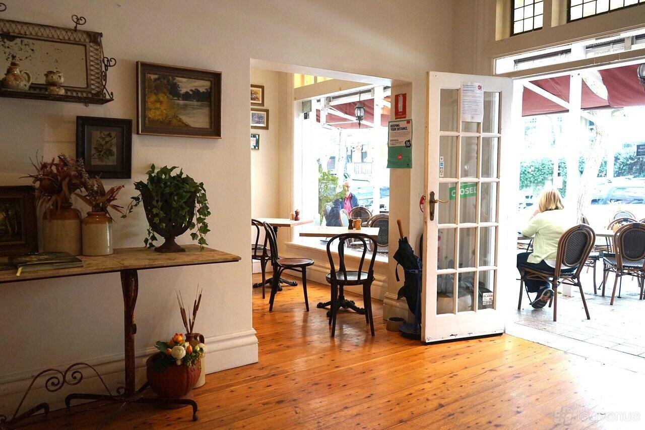 Entire Venue at Billi's Cafe photo 3