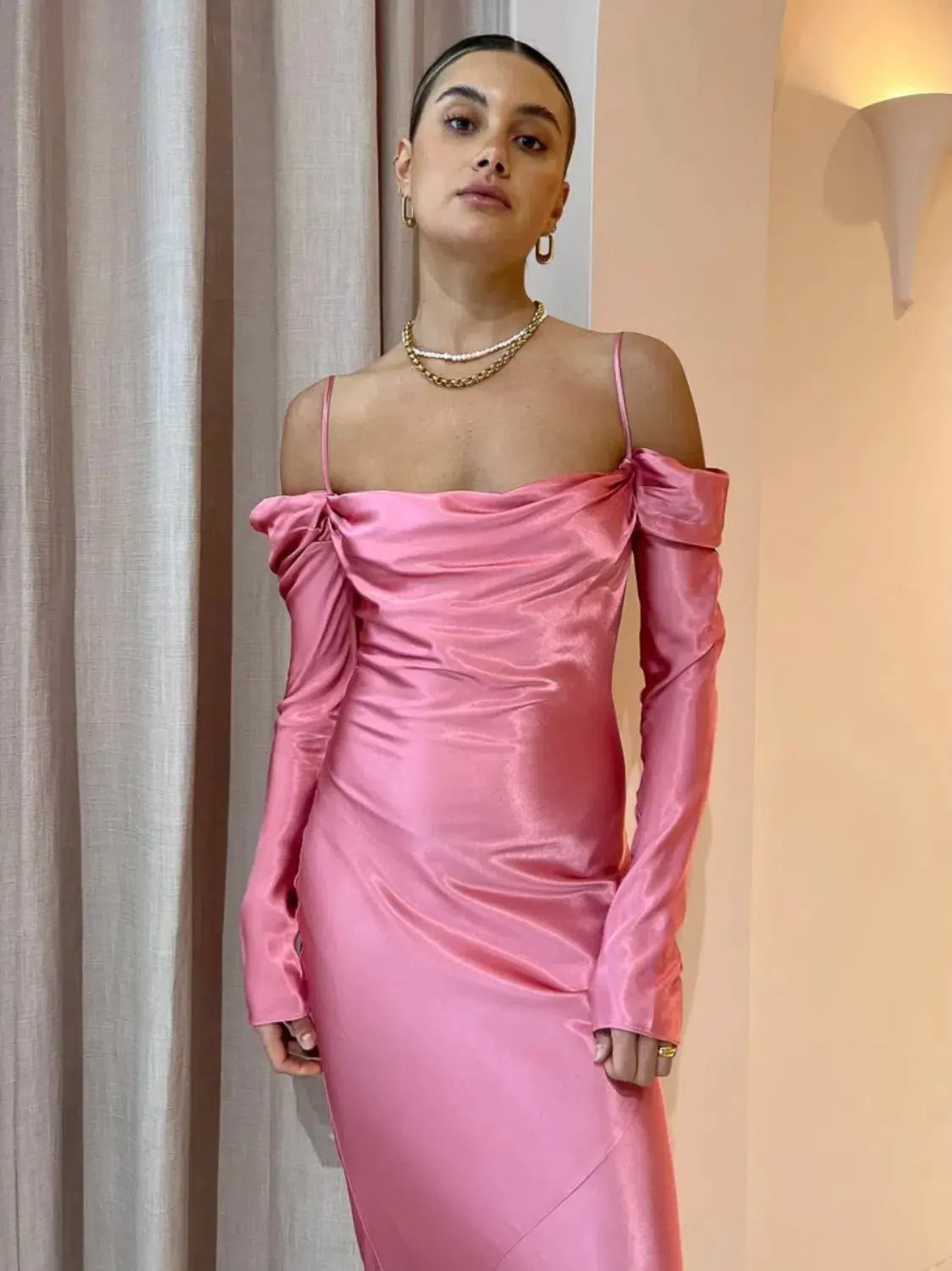 Issy Sereia Dress in Kiss Pink Size 8 photo 3