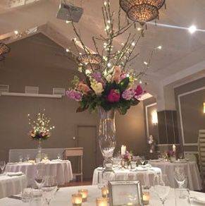 68cm Tall Elegant Footed Vases photo 2