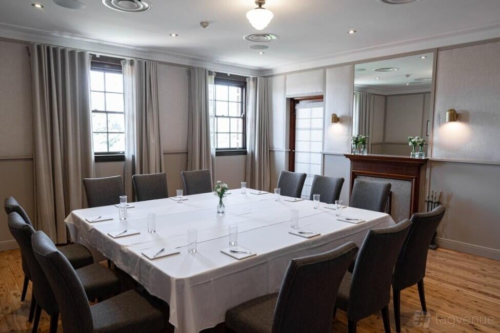 Boardroom at The Greengate Hotel photo 2