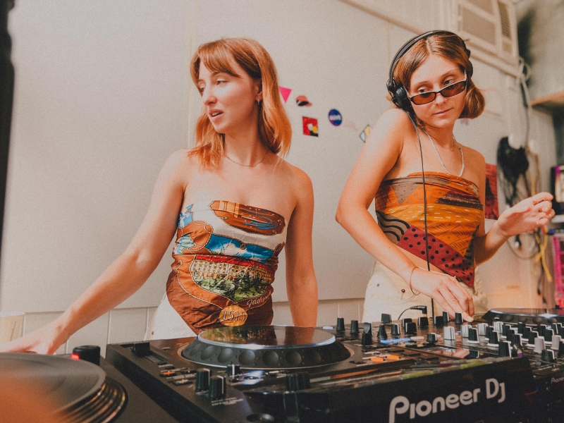 QUIVR - Livestream DJ Studio photo 3