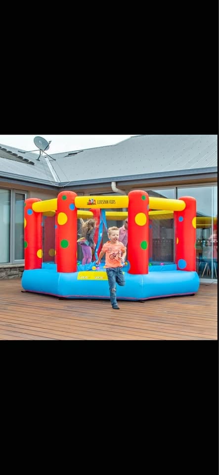 HIRE - Jumping Castle photo 2