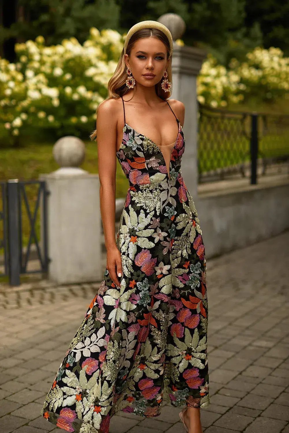 Alamour Odette Dress Floral Size 8 photo 2