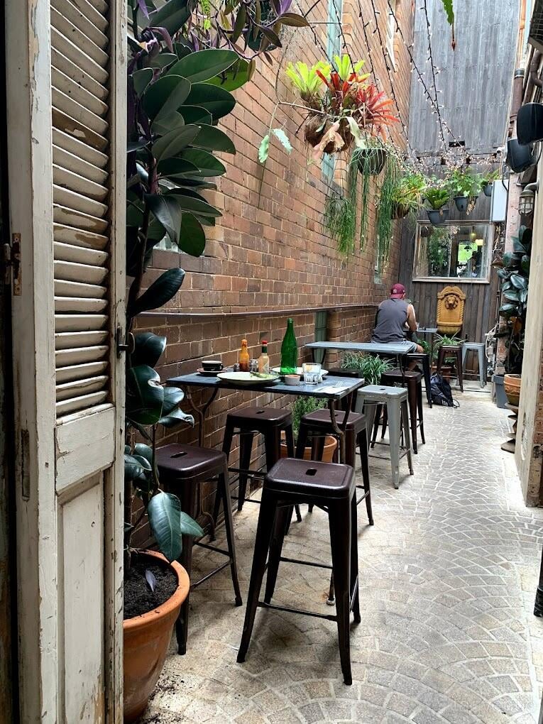 Courtyard at Belgrave Cartel photo 10