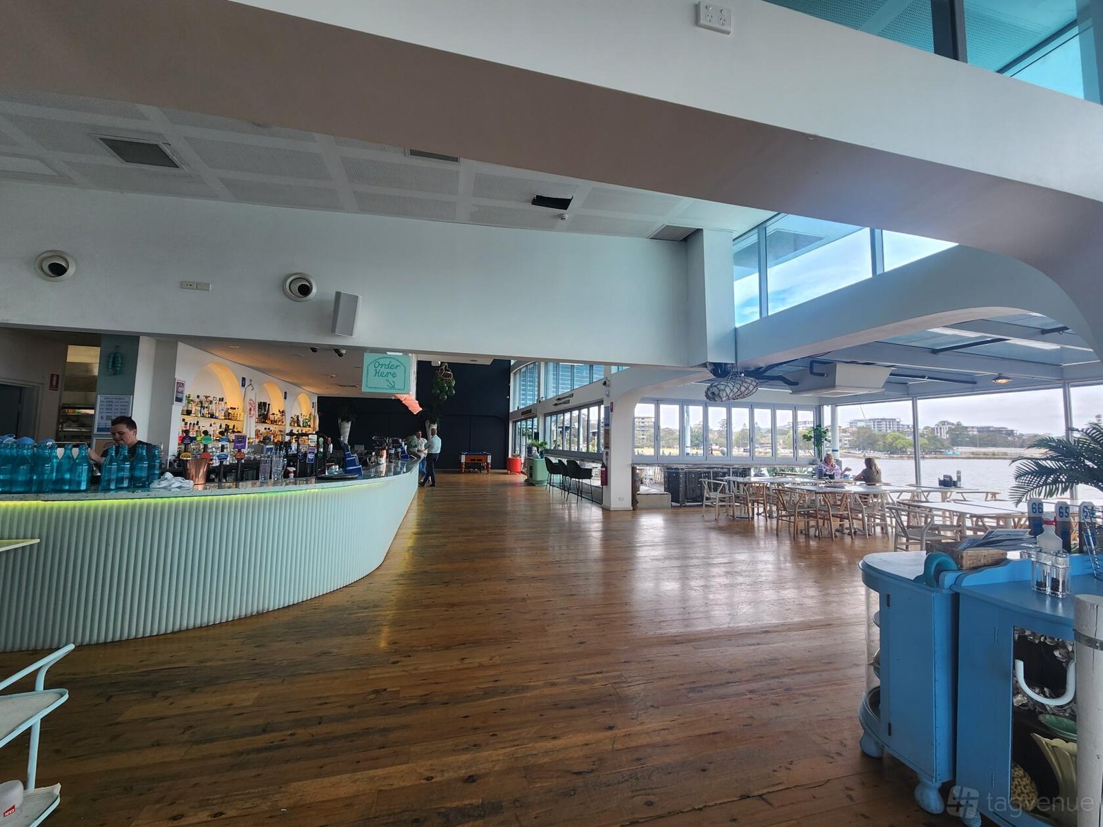 Sunnyside Dining Room at Drifters Wharf photo 5