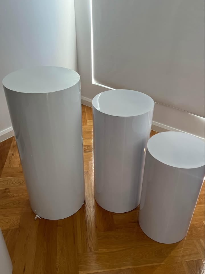Plinth for hire photo 2