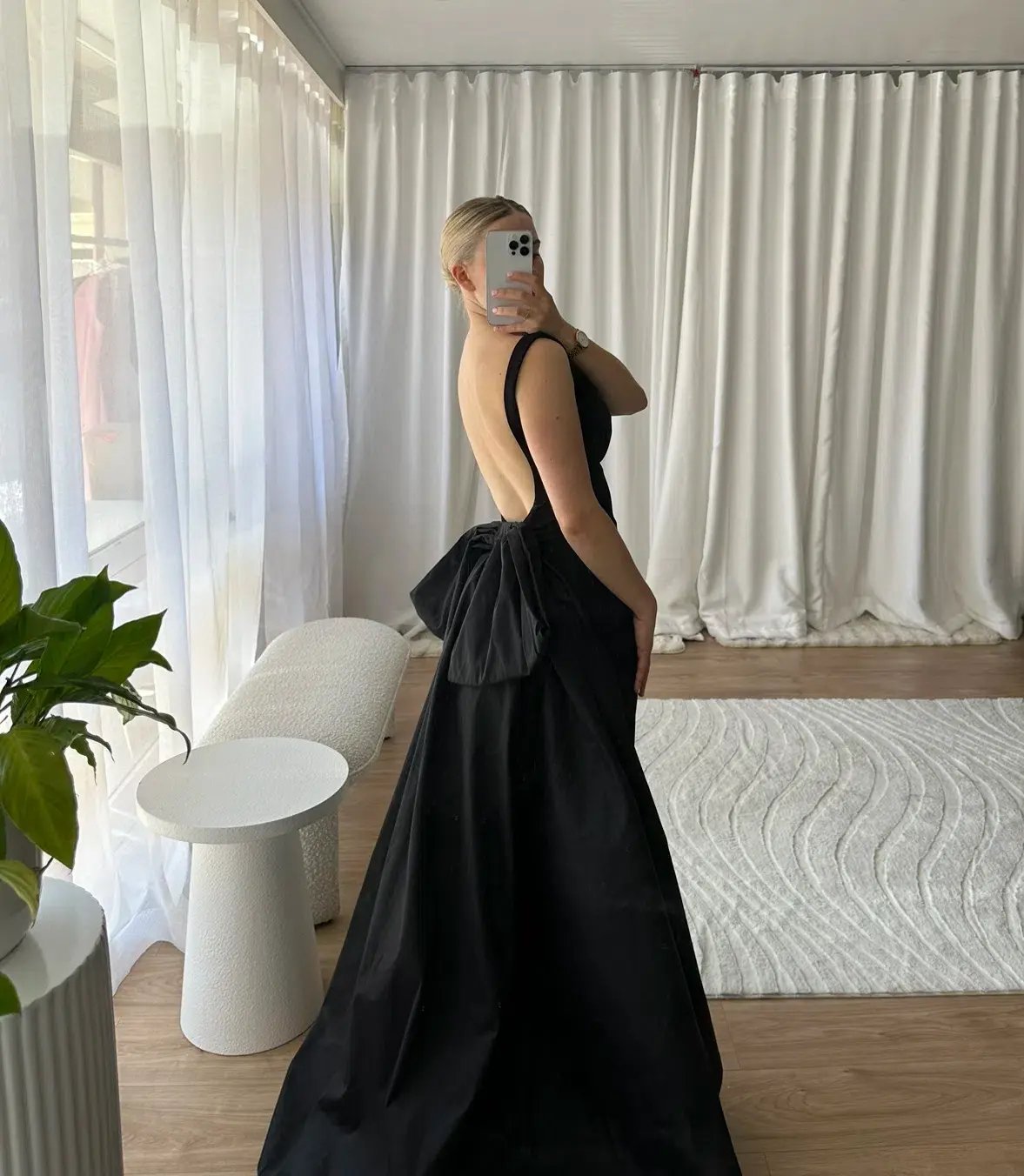 Effie Kats Christal Gown Black Size 6 photo 3