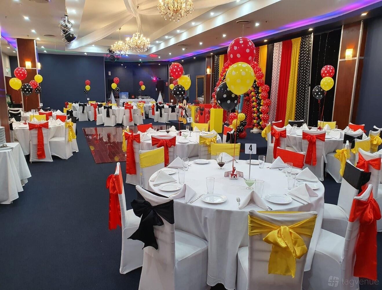 Crystal Room at Parra Villa Function Lounge photo 8