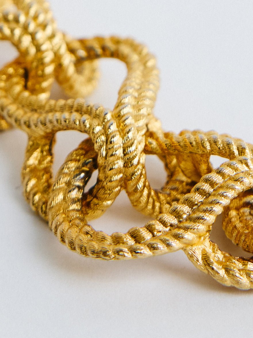 Givenchy Vintage Gold Link Choker photo 4