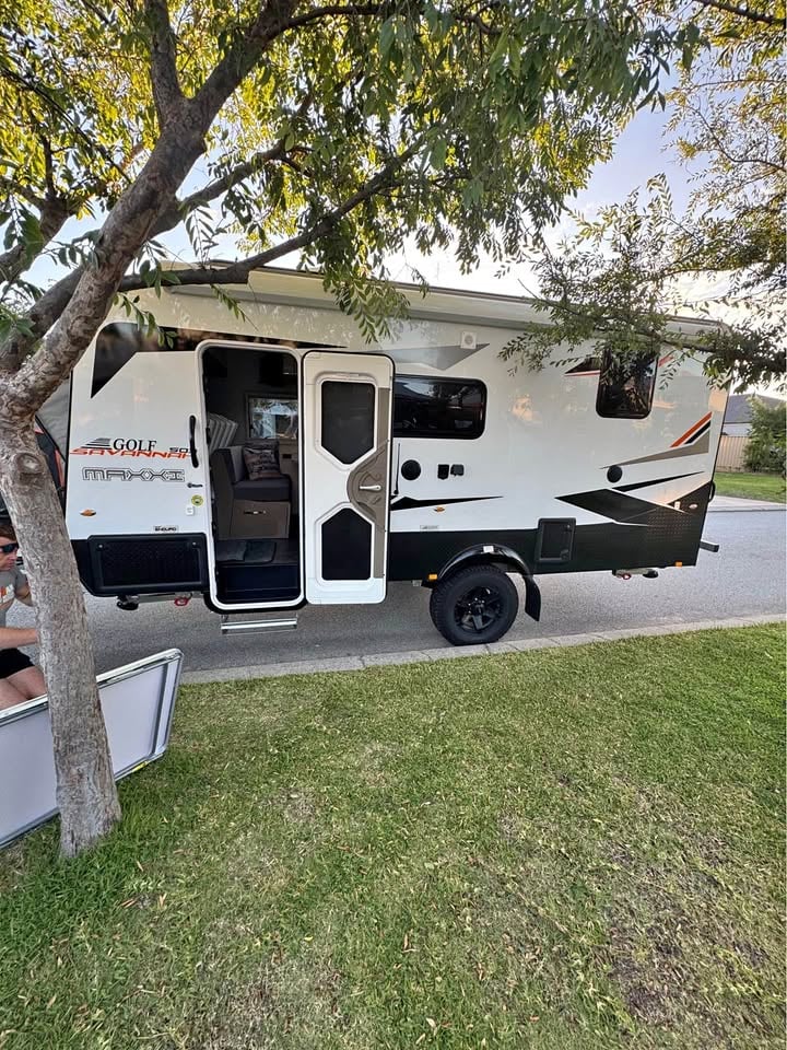 Caravan Hire photo 6