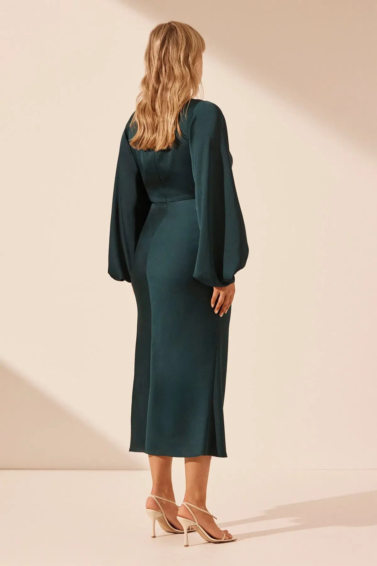 Shona Joy Luxe Balloon Sleeve Knot Front Midi Dress in Emerald Size 18 photo 3