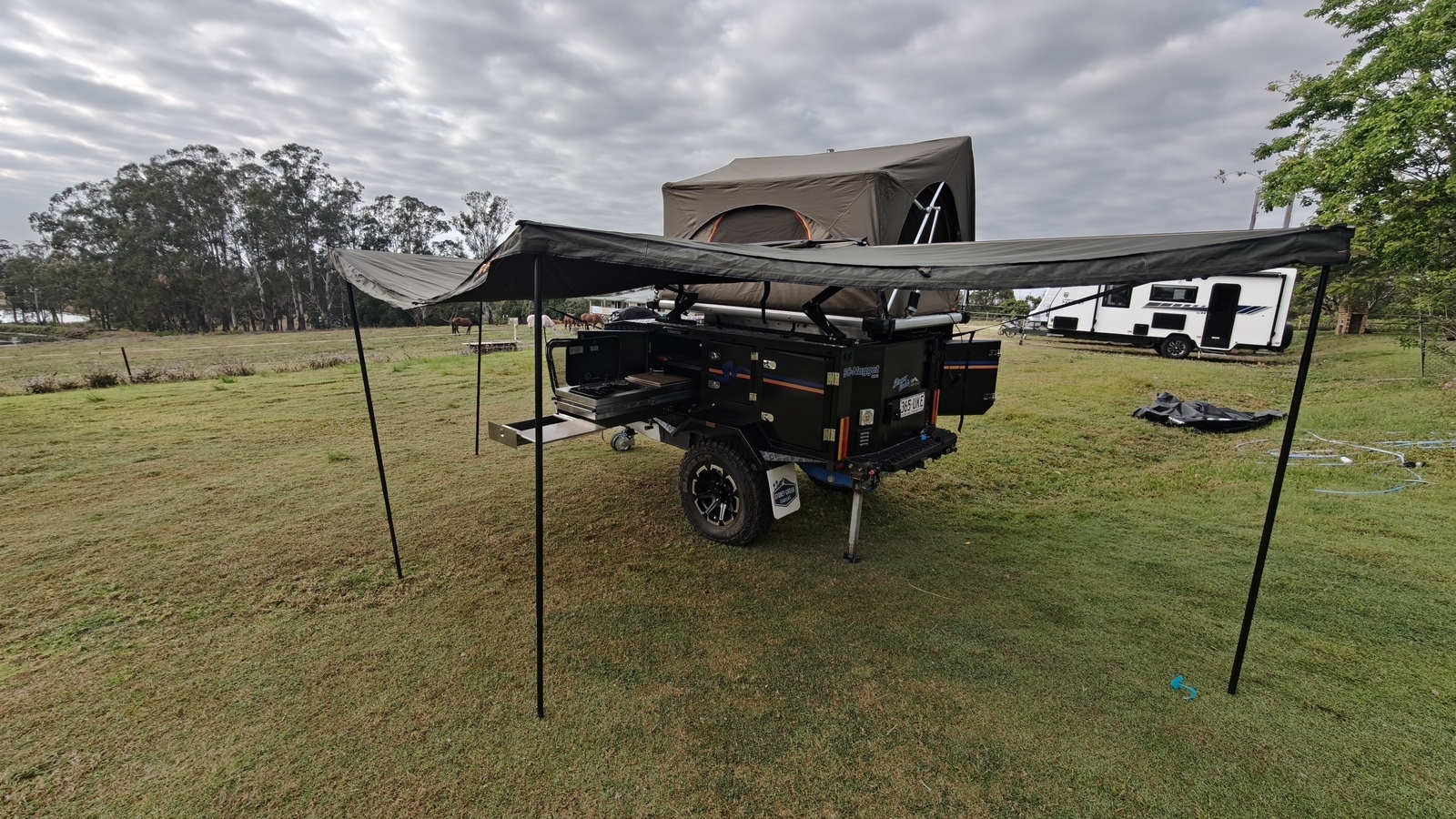 Stoney Creek Nugget – Electric Roof Tent photo 6