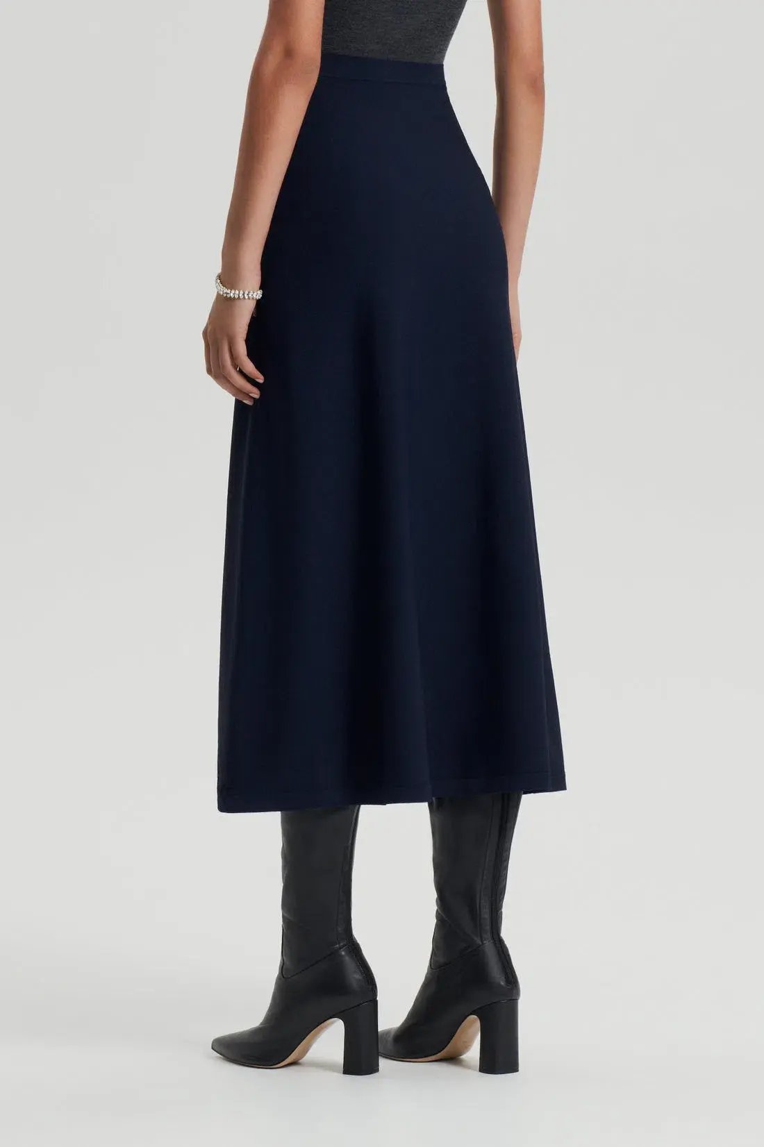 Scandal Theodore Crepe Knit Soft Skirt Navy Size M/AU 10 photo 3