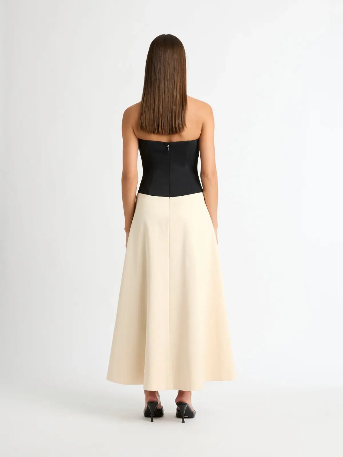 Sheike Grace Gown Cream & Black Size 8 photo 4