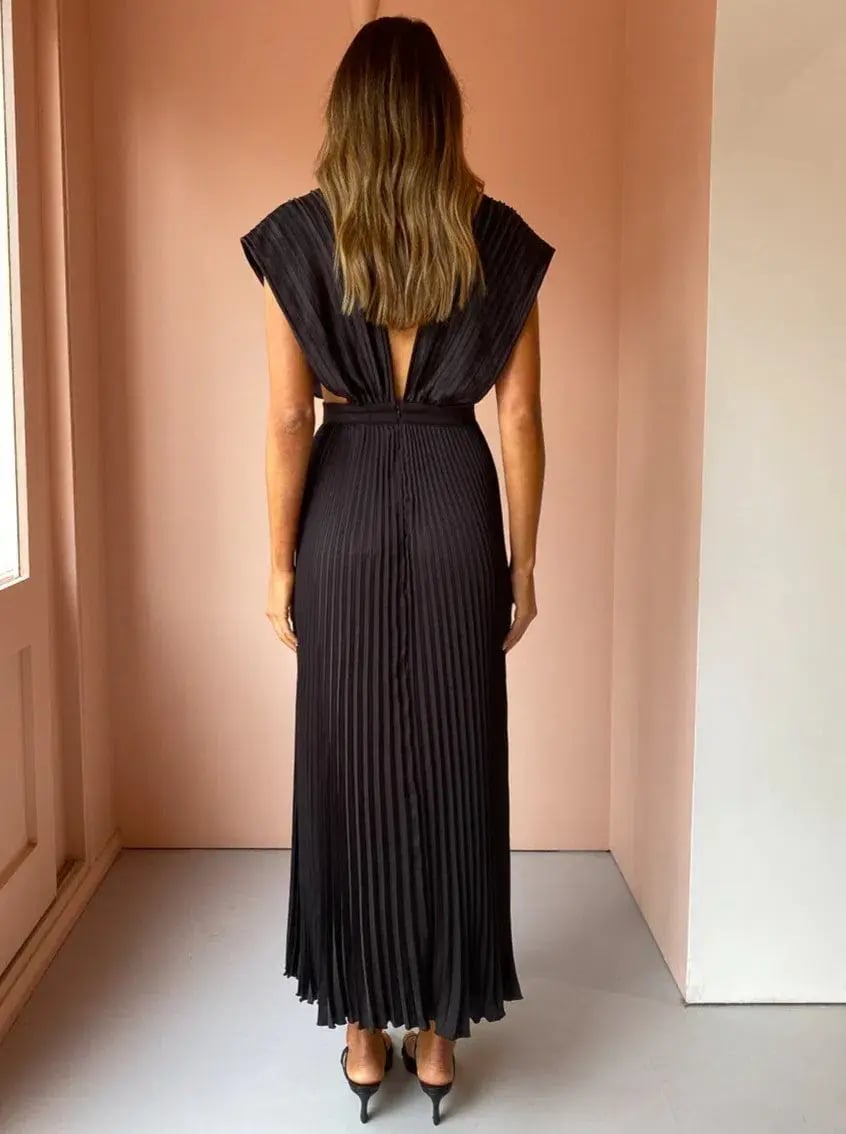 L’Idee Gala Gown in Noir Black Size 8 photo 4