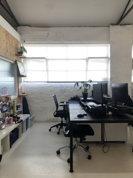 6 Person Semi-Private Booth - SERVICE COWORK photo 2
