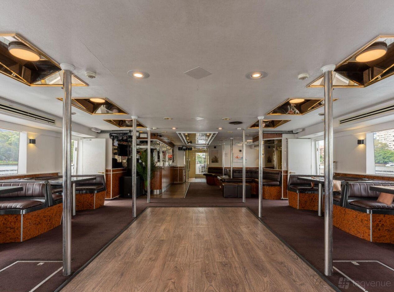 Luxury Boat at Constellation Cruises photo 4