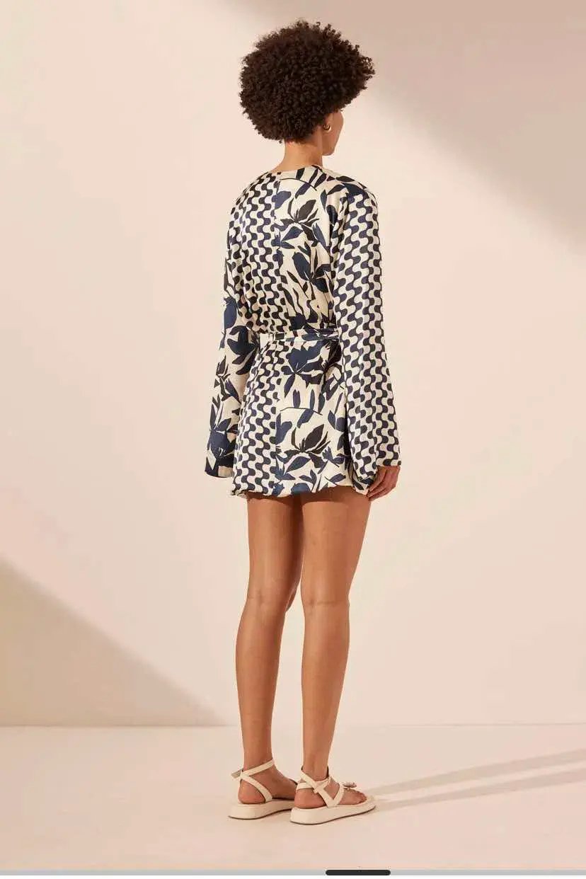 Shona Joy Magnolia Silk Contrast Wrap Mini Dress Print Size 8 photo 4