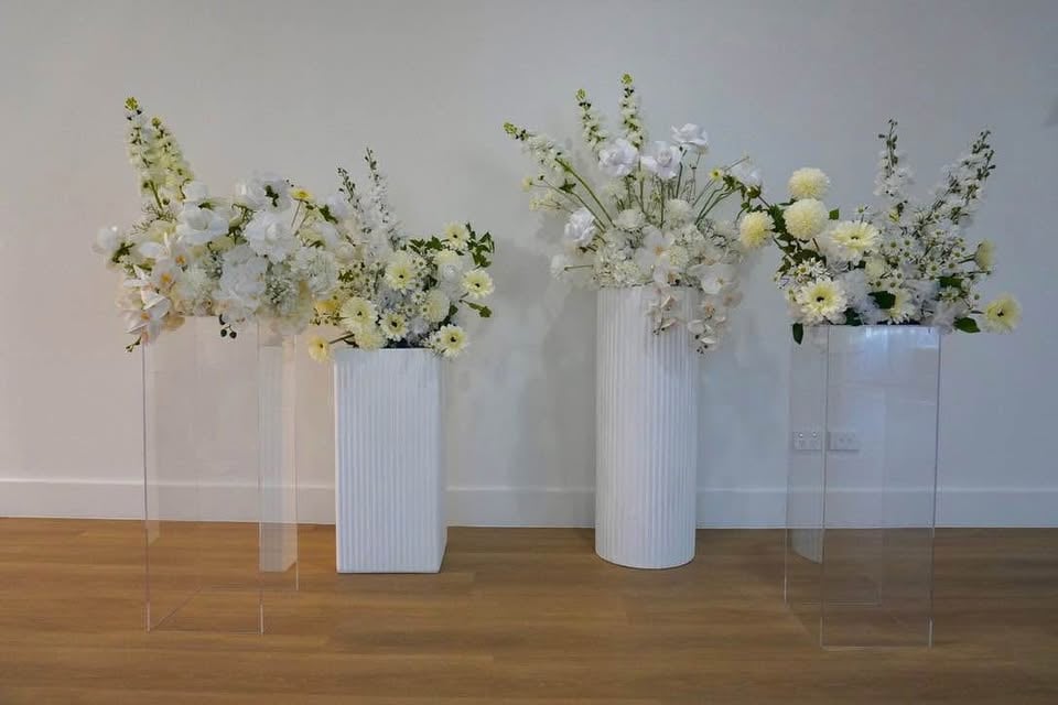 Plinth + Flowers HIRE photo 3