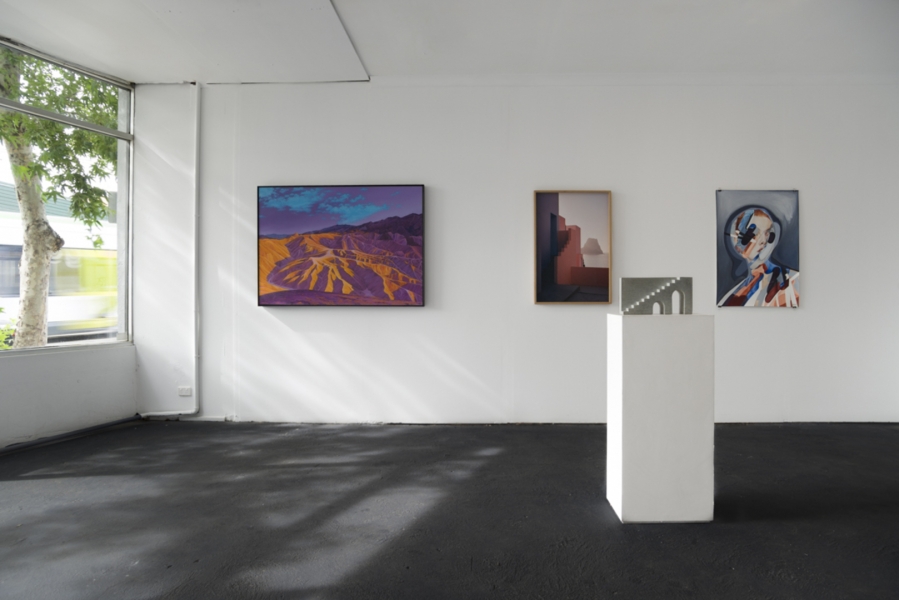 HYPER contemporary photo 5