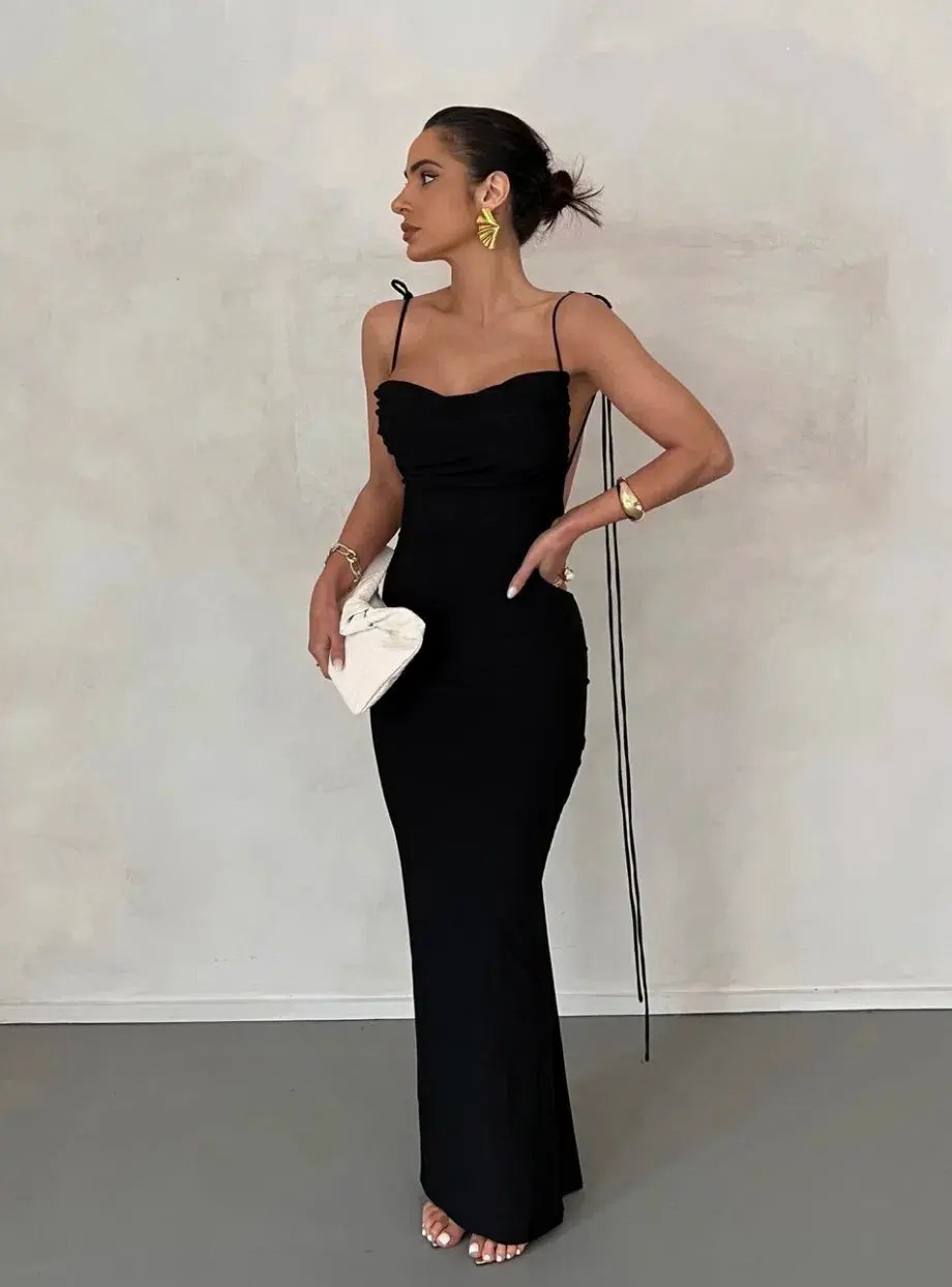 Melani the Label Jiani Gown Black Size AU 8 photo 4