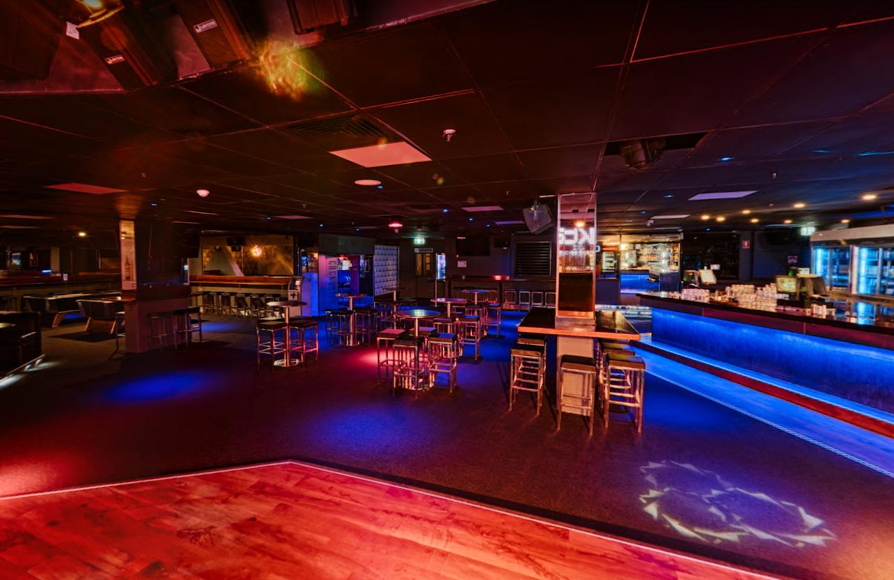 Cocktail Lounge at Cocktails Nightclub photo 5