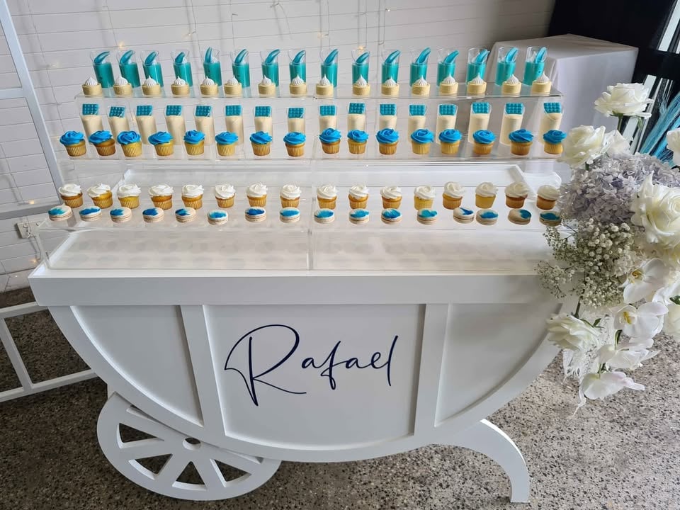 Dessert Acrylic Step Riser For HIRE Available photo 8
