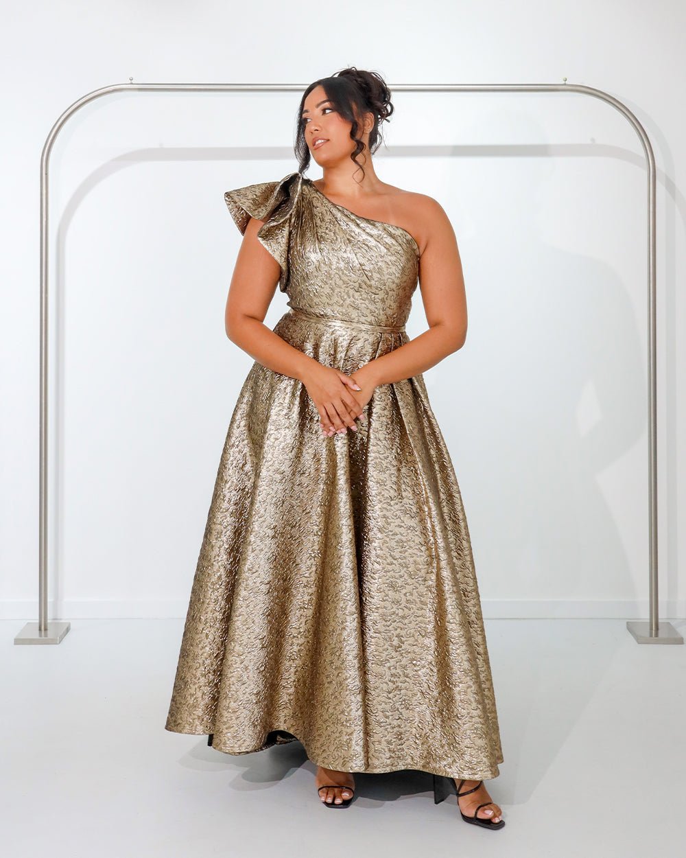 MAC DUGGAL 67297 GOLD photo 2