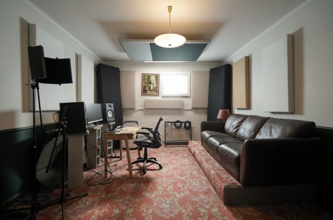 Studio A1 photo 9