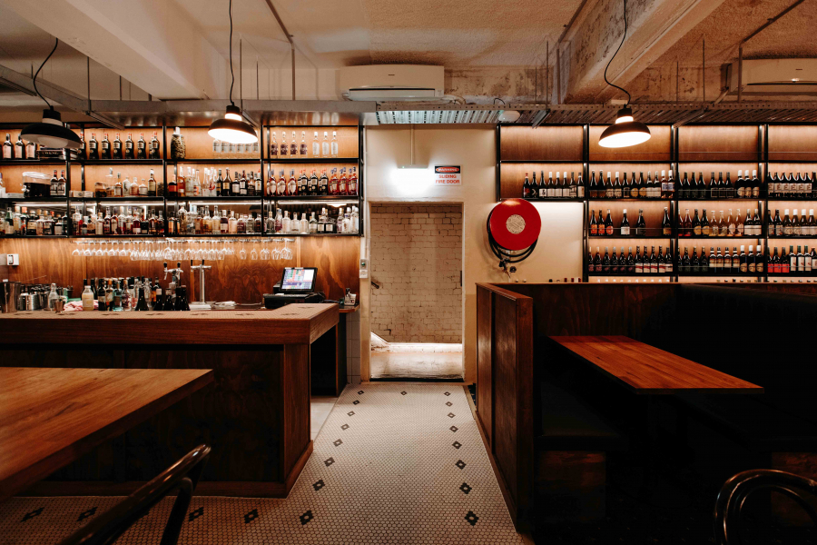 Bar, Rooftop, Restaurant and Billiards Room photo 2