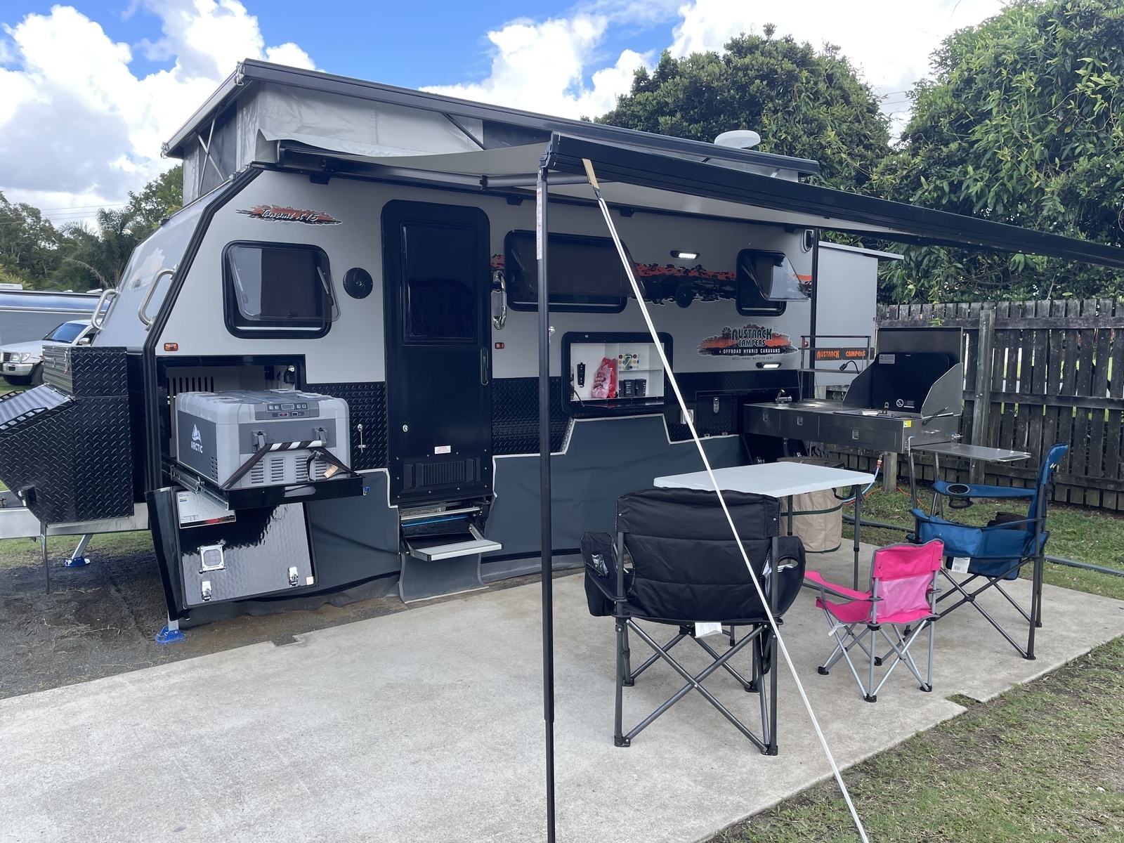 Ozzie the Austrack Tanami X15B Hybrid photo 2