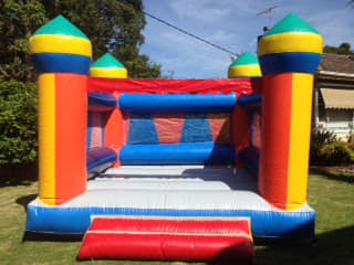 Jumping Castle & Amusement Ride Hire photo 4