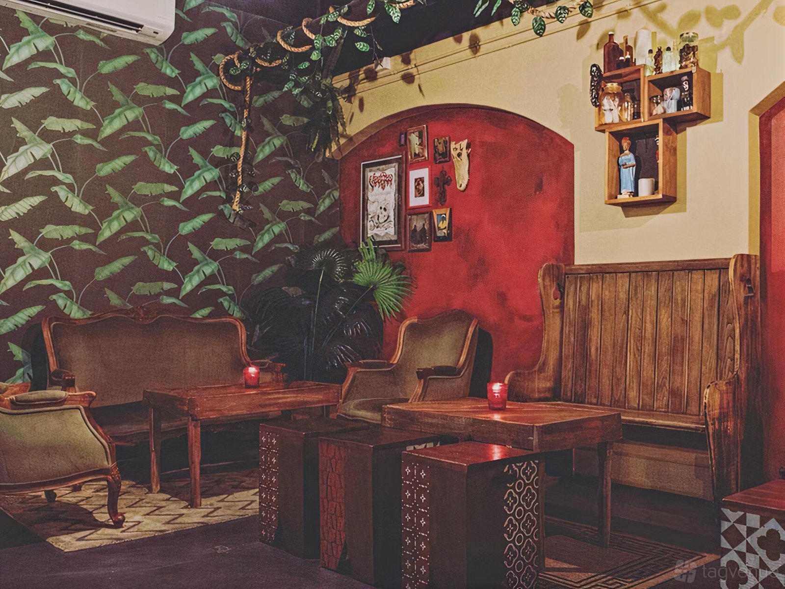 Entire Venue at Papa Gedes Bar photo 5