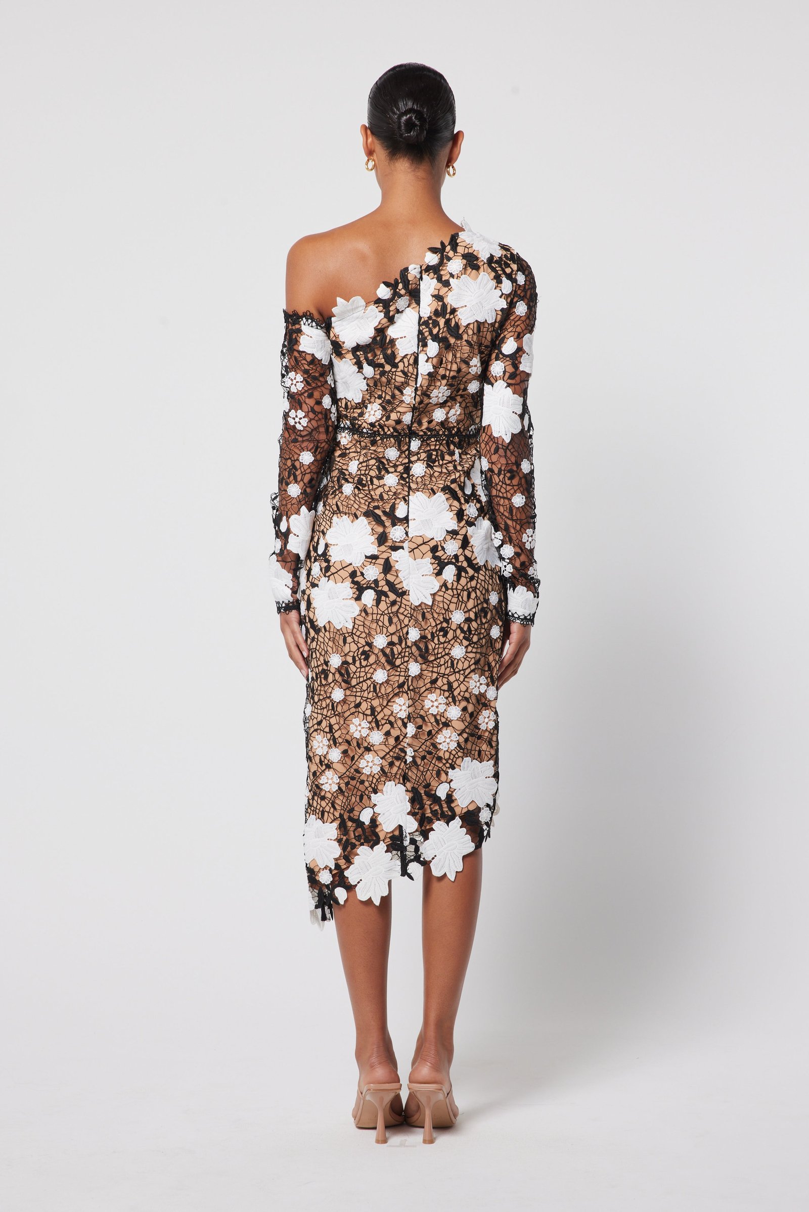 ELLIATT PATIOS DRESS - BLACK/WHITE photo 4