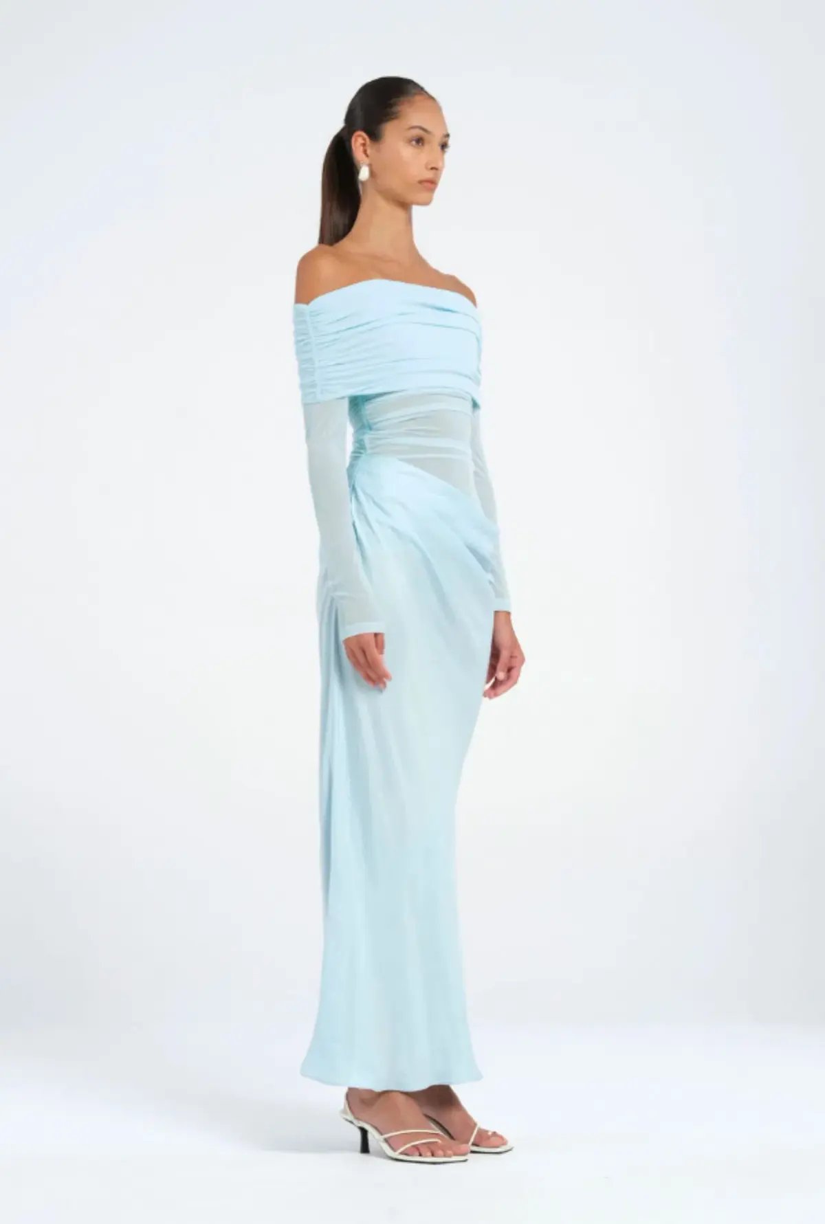 Benni Yasmin Off Shoulder Dress in Baby Blue Size 8 photo 2