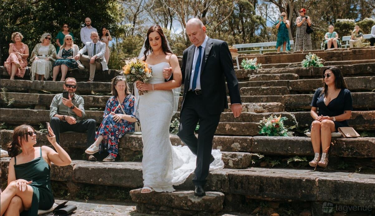 Leuralla Amphitheatre at Blue Mountains Weddings photo 11