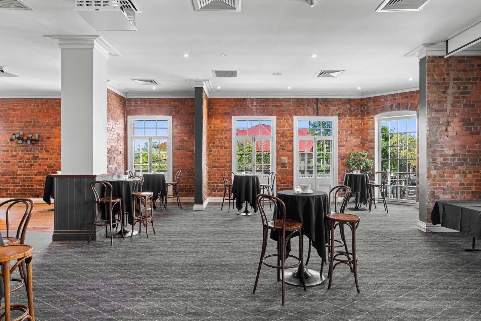 Full Venue Hire at The Alliance Hotel photo 4